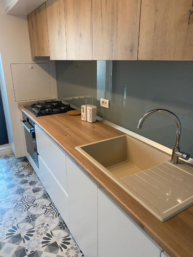 Plazza Studio Boekarest Buitenkant foto